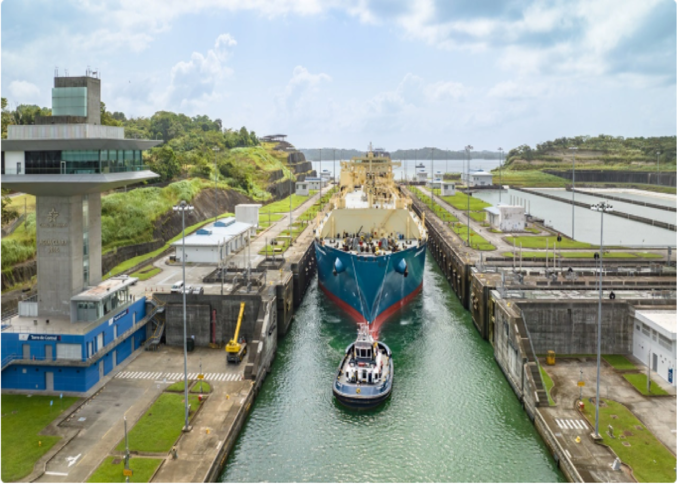  사진 : Panama Canal Authority