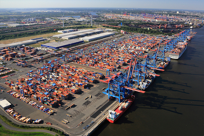  함부르크항 HHLA 컨테이너 터미널. 사진 : Hafen-Hamburg