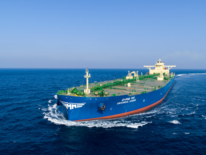  운항 중인 VLCC 'Universal Leader호' 사진 : HMM
